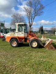 Chargeuse sur pneus Terex SCHAEFF SKL 833 - 1