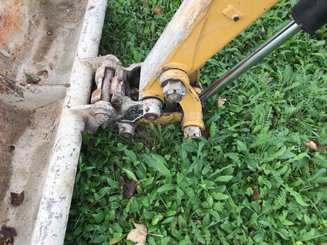 Mini pelle Caterpillar 302.7DCR - 9