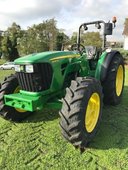 Tracteur agricole John Deere 5085M
