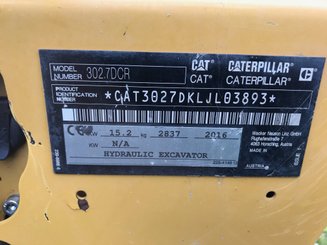 Mini pelle Caterpillar 302.7DCR - 7