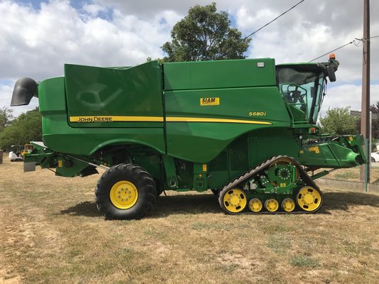 Moissonneuse batteuse John Deere S680i - 1