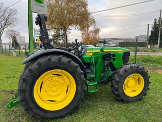 Tracteur agricole John Deere 5085M - 4